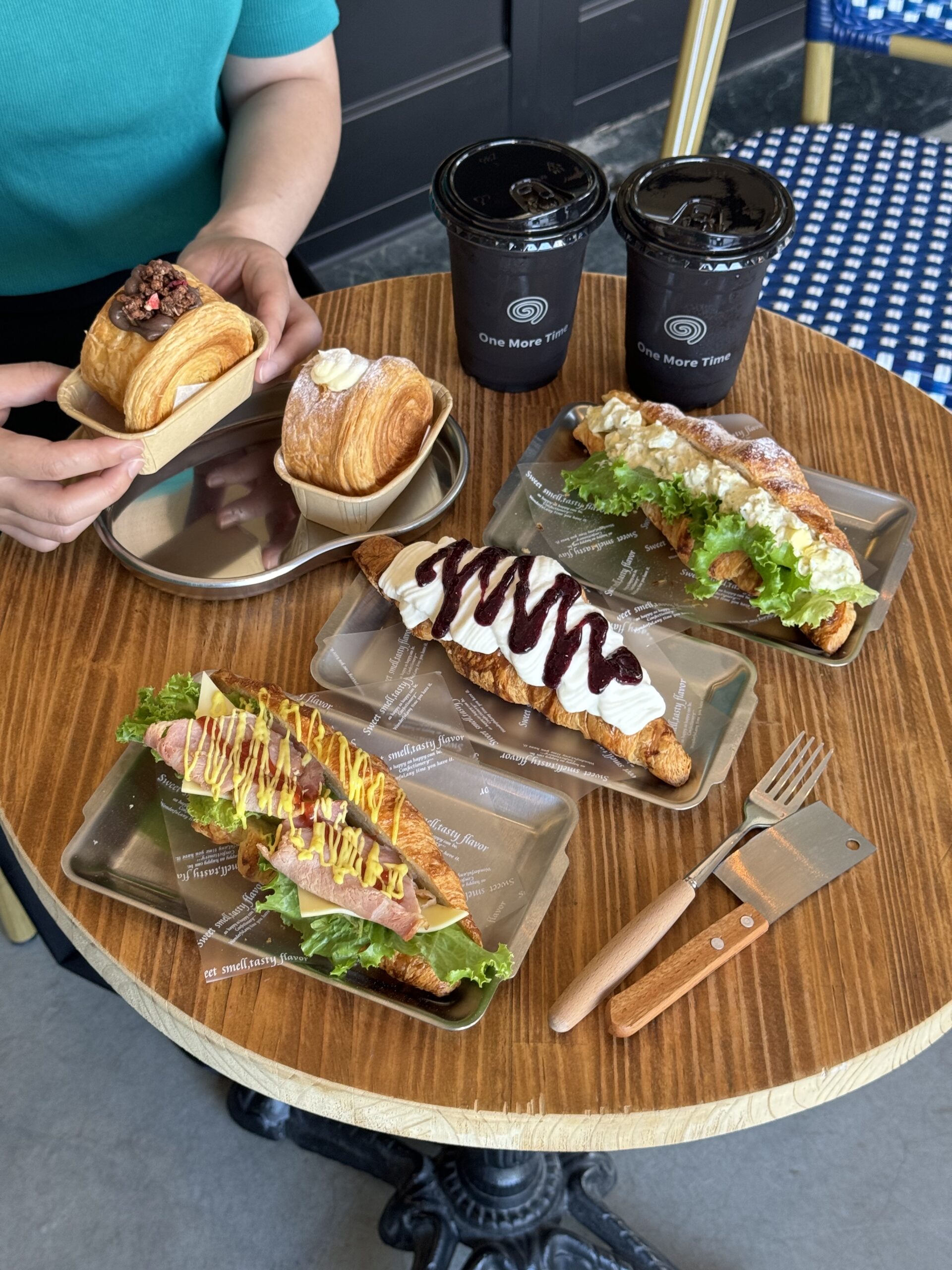 高雄可頌專賣 One More Time café 栢萬萬可頌＆咖啡 @高雄美食底對