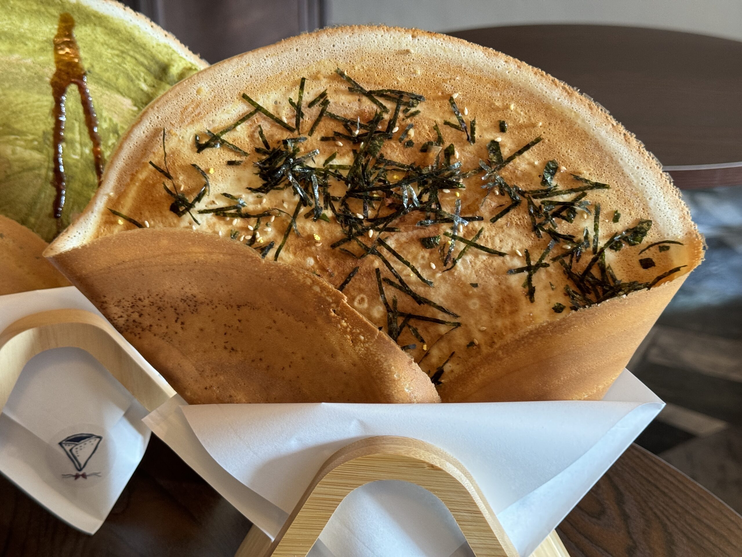 (新店)新堀江『卷季』復古可麗餅喫茶店 深夜咖啡廳 @高雄美食底對