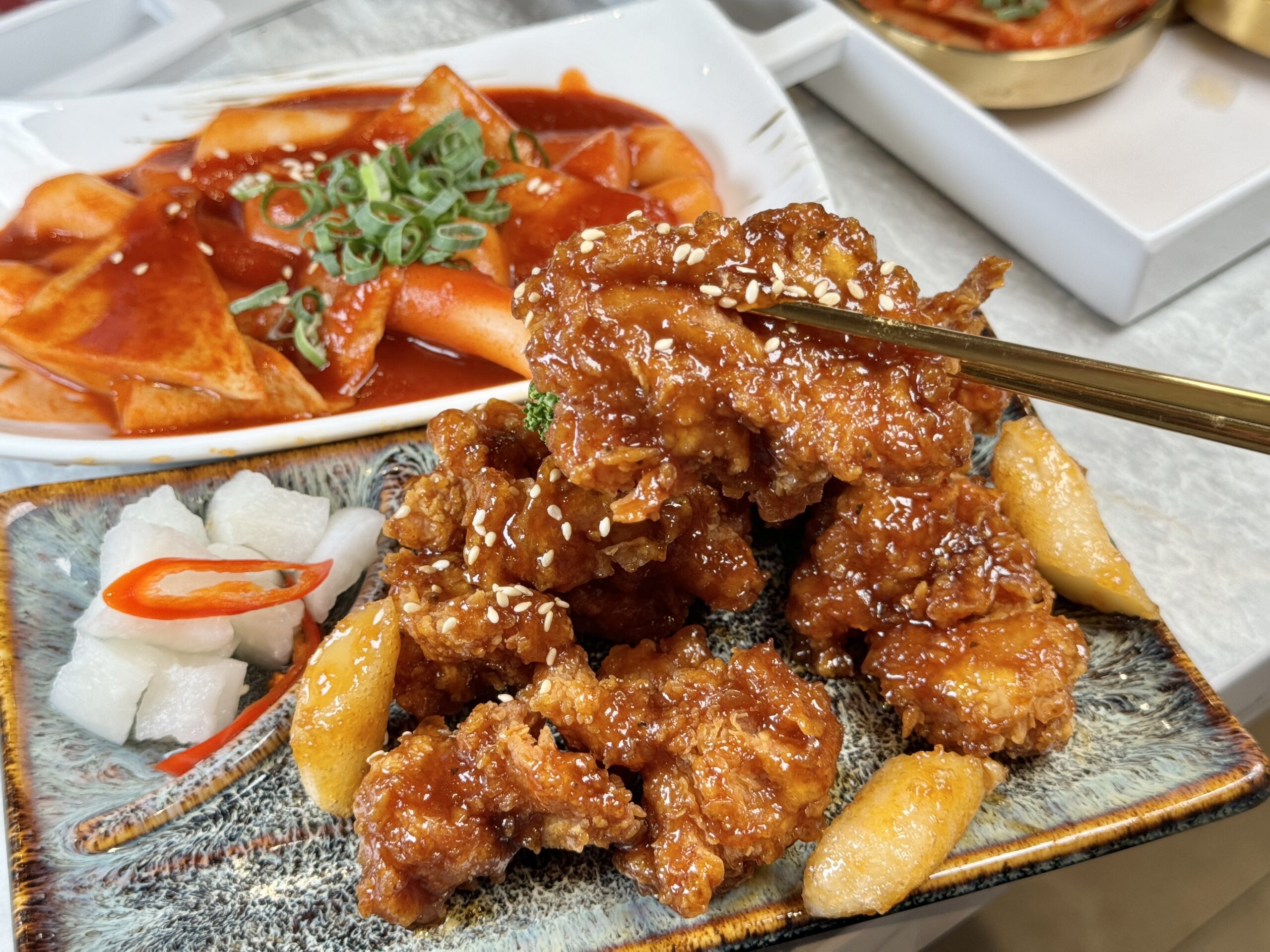 連續8天買一送一「FOND訪」韓式豆腐鍋插旗高雄了！ 義享B2美食街 @高雄美食底對