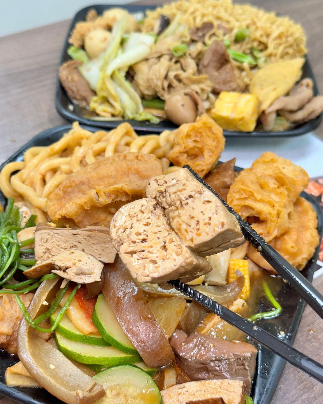 『滷鮮滷味』生意超好！五種口味吃不膩選擇多 @高雄美食底對