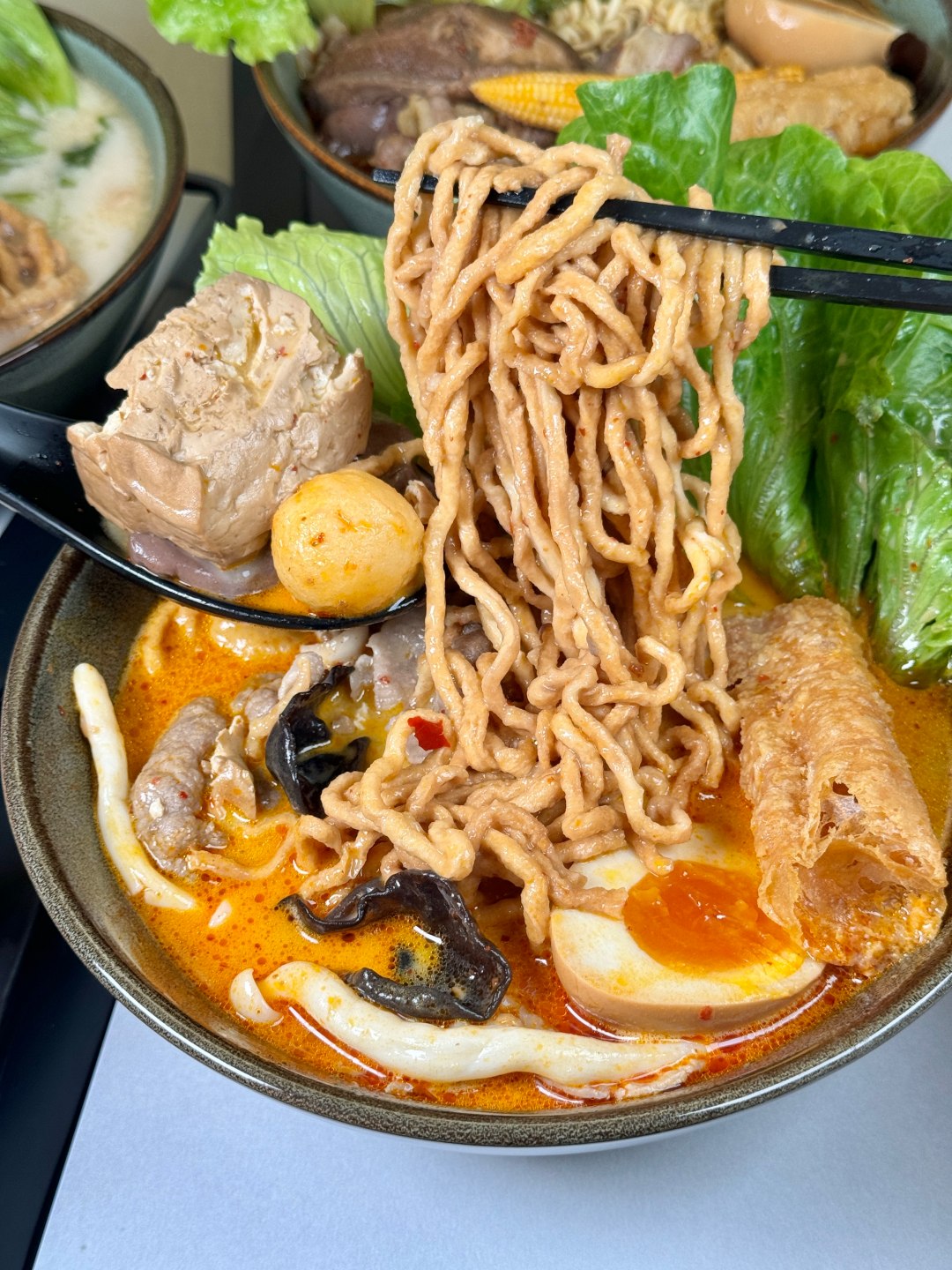 高雄麻奶天花板『發式』天氣再熱一樣客滿！高雄必吃麻奶意麵 @高雄美食底對