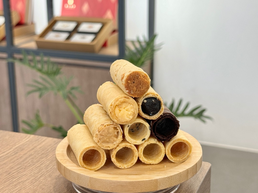 台中伴手禮『實心蛋捲』吃了會驚豔的實心蛋捲，高雄左營門市2024送禮推薦、最新2025春節禮盒2024中秋禮盒推薦、ESG伴手禮 @高雄美食底對