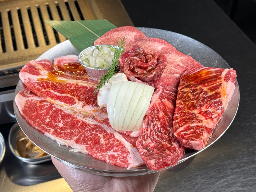 鹽埕宵夜燒肉『鹿邊燒肉』一人燒肉推薦 高雄平價燒肉 @高雄美食底對