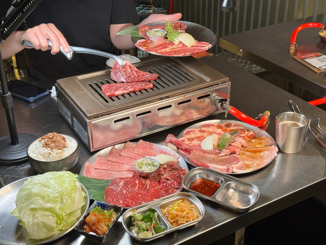 鹽埕宵夜燒肉『鹿邊燒肉』一人燒肉推薦 高雄平價燒肉 @高雄美食底對