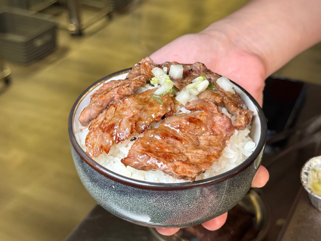 鹽埕宵夜燒肉『鹿邊燒肉』一人燒肉推薦 高雄平價燒肉 @高雄美食底對