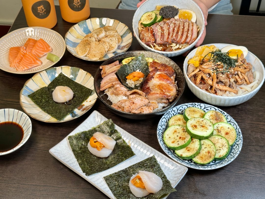 高雄平價丼飯『感丼現食料理』大份量能吃飽！超敢給料～鳳山丼飯 鳳山餐廳推薦 @高雄美食底對