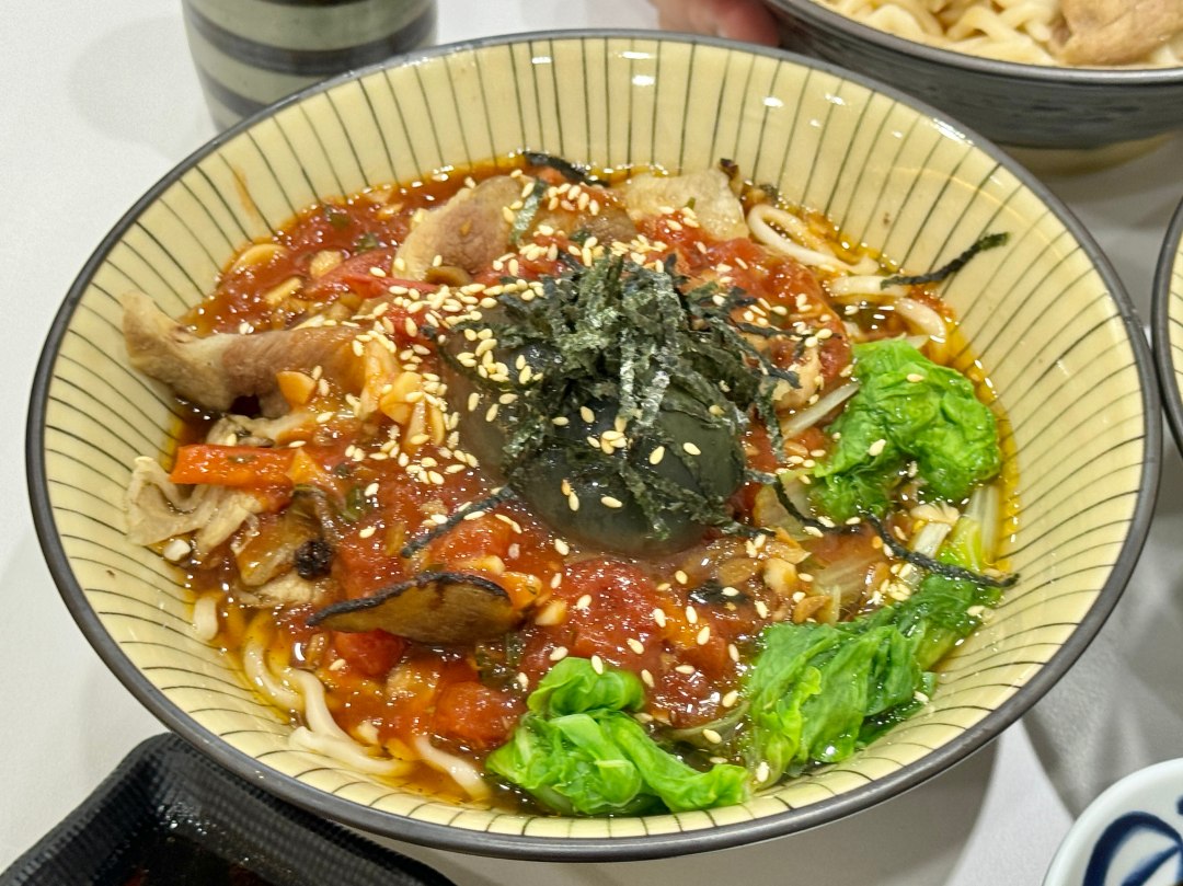 高雄文化中心『一川拌麵』塔香番茄皮蛋拌麵超吸睛 高雄拌麵推薦 @高雄美食底對