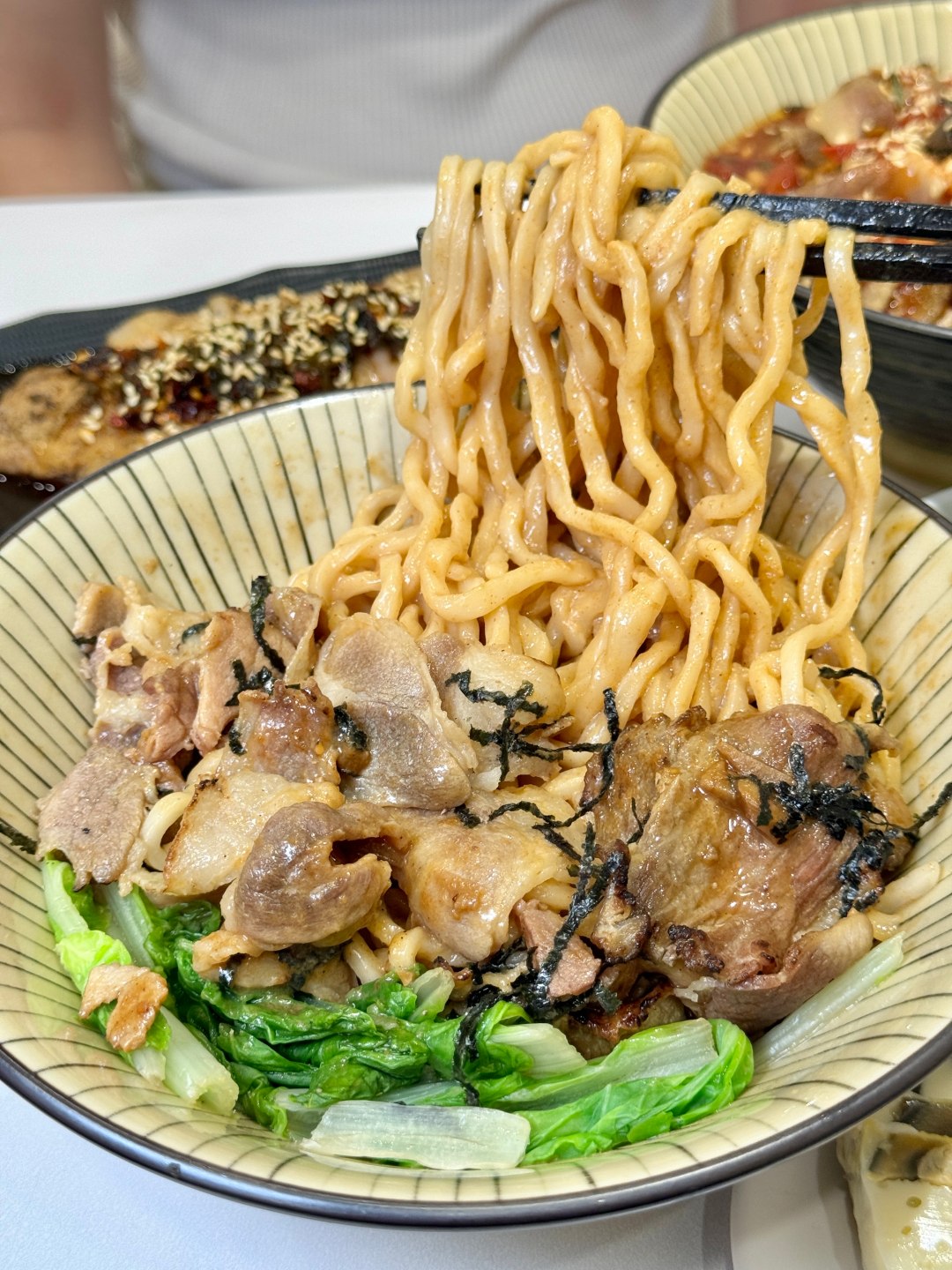 高雄文化中心『一川拌麵』塔香番茄皮蛋拌麵超吸睛 高雄拌麵推薦 @高雄美食底對
