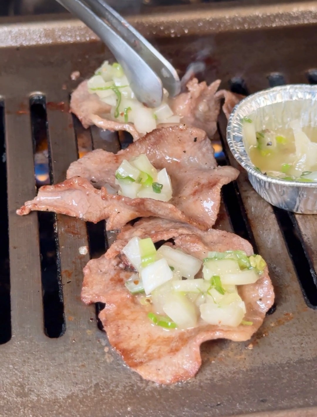 鹽埕宵夜燒肉『鹿邊燒肉』一人燒肉推薦 高雄平價燒肉 @高雄美食底對