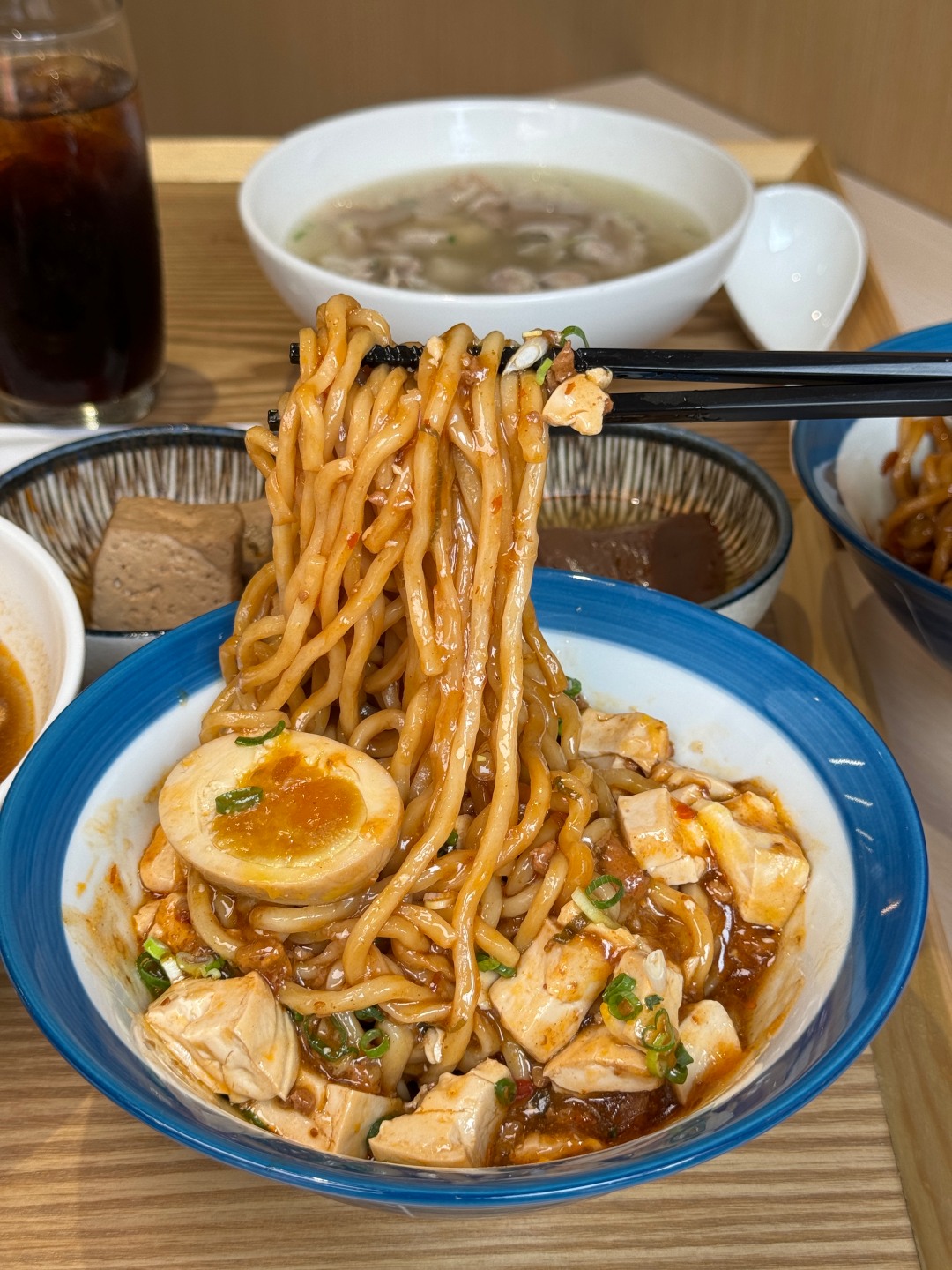 高雄最好吃麻辣拌麵『放下麵子』 高雄博愛店 麻婆豆腐麵也好吃 @高雄美食底對