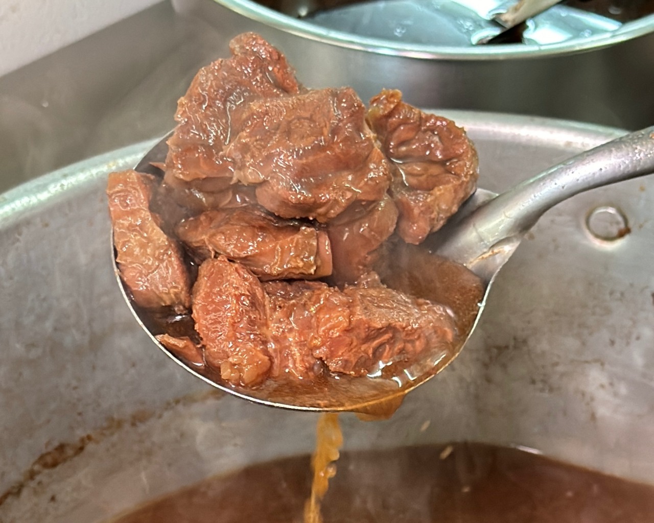 每日限量手工麵『鄧記家常牛肉麵』高雄第一名的炸醬麵 高雄牛肉麵 @高雄美食底對