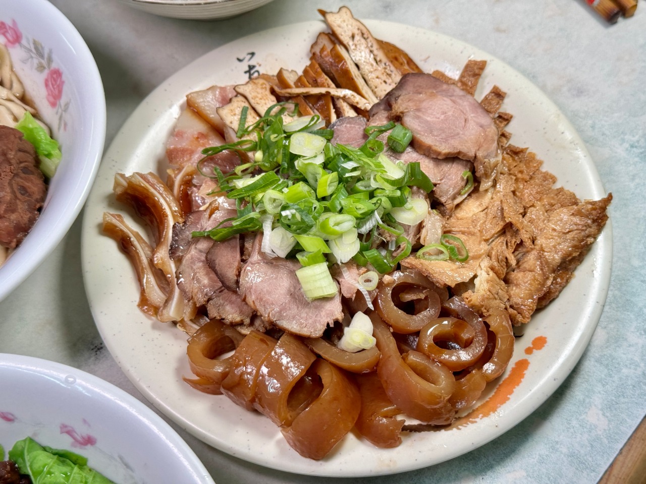 每日限量手工麵『鄧記家常牛肉麵』高雄第一名的炸醬麵 高雄牛肉麵 @高雄美食底對