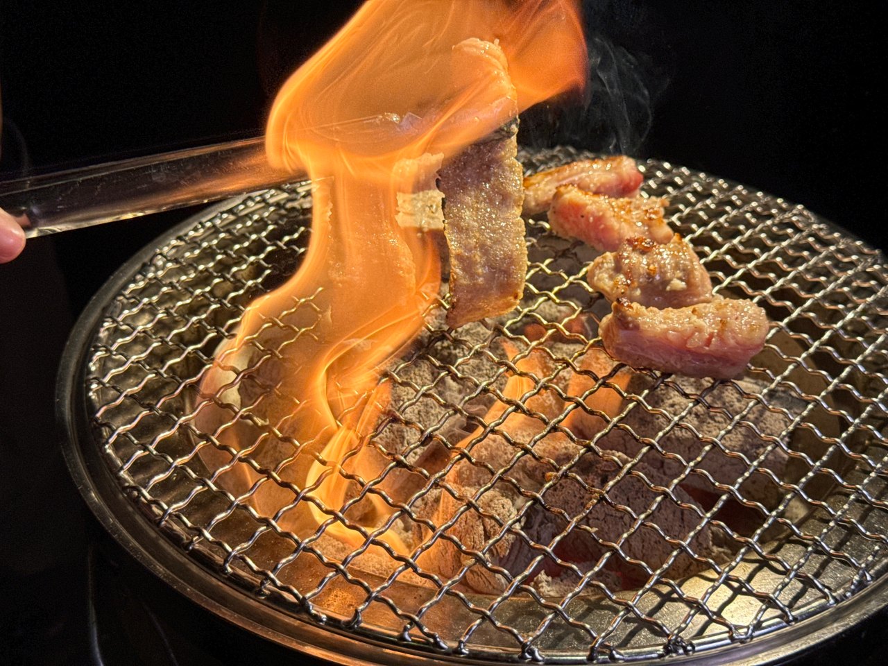 （有最新菜單）高雄新開幕燒肉店『HAMA燒肉』專人專烤 高雄美術館燒肉店 套餐式燒肉 日本和牛 @高雄美食底對