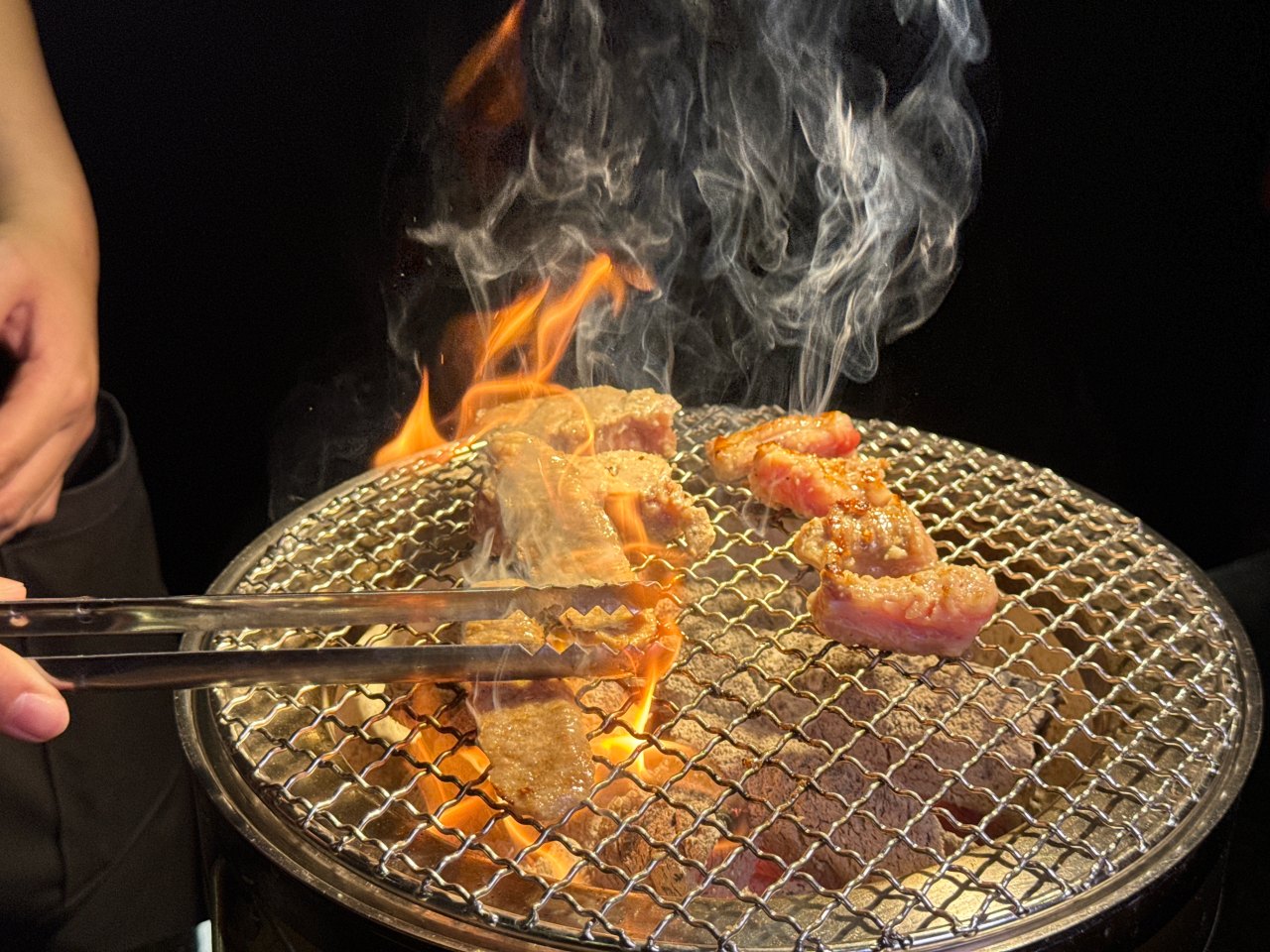 （有最新菜單）高雄新開幕燒肉店『HAMA燒肉』專人專烤 高雄美術館燒肉店 套餐式燒肉 日本和牛 @高雄美食底對