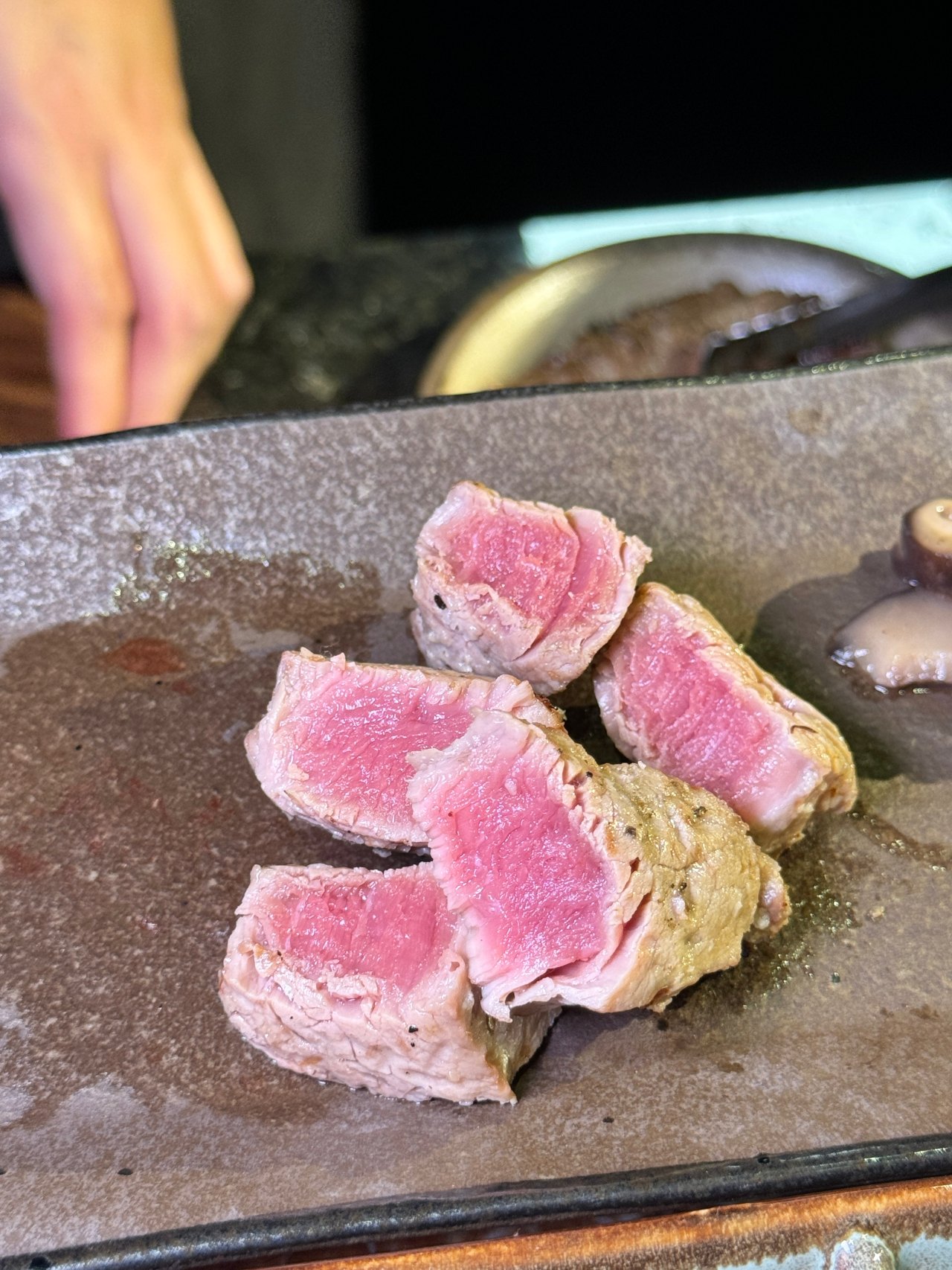 （有最新菜單）高雄新開幕燒肉店『HAMA燒肉』專人專烤 高雄美術館燒肉店 套餐式燒肉 日本和牛 @高雄美食底對