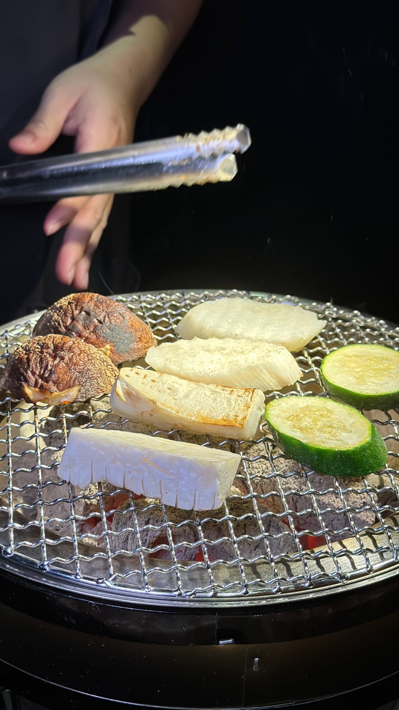 （有最新菜單）高雄新開幕燒肉店『HAMA燒肉』專人專烤 高雄美術館燒肉店 套餐式燒肉 日本和牛 @高雄美食底對