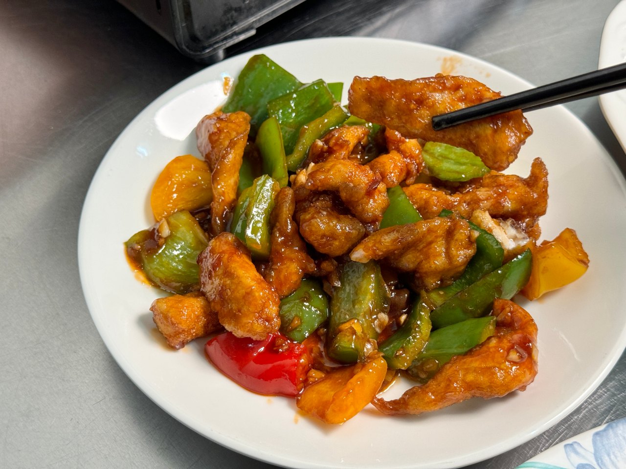 左營宵夜滷味平價百元熱炒『熊ㄠ炒』爆炒滷味炒飯60元 @高雄美食底對