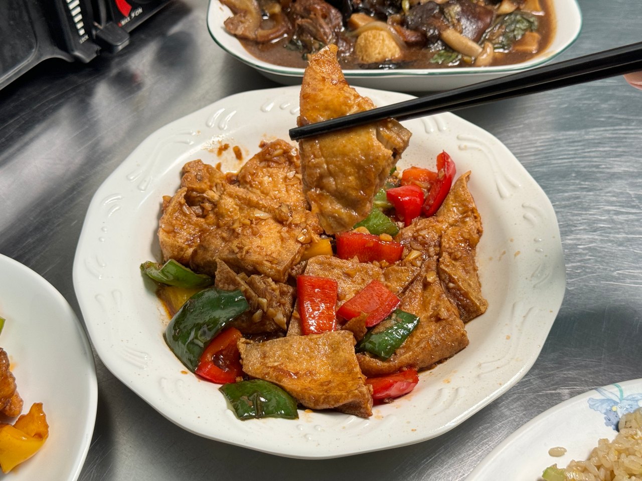 左營宵夜滷味平價百元熱炒『熊ㄠ炒』爆炒滷味炒飯60元 @高雄美食底對