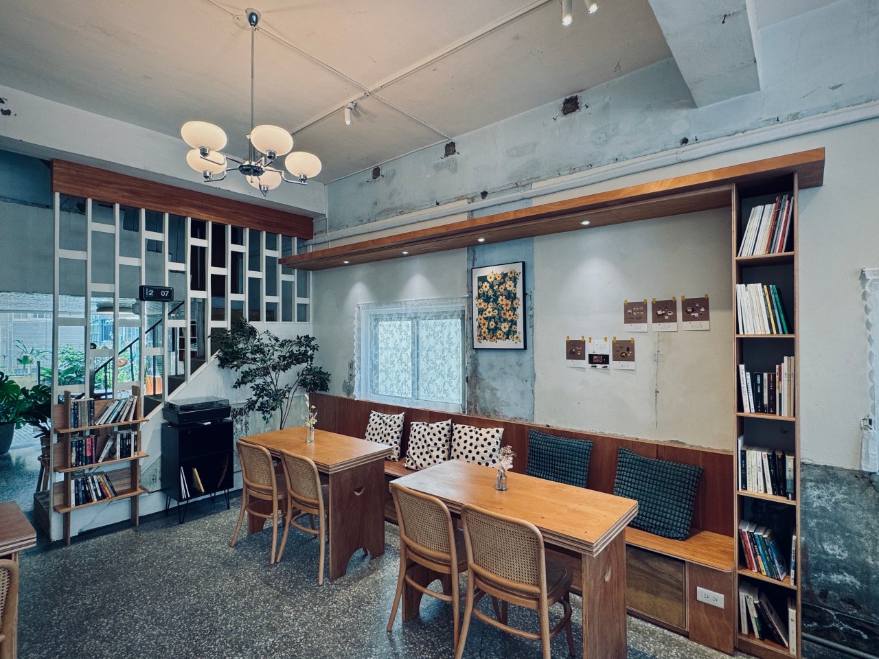 高雄三民區最新咖啡店『127cafe』老屋咖啡氛圍感超好！有鹹食正餐可點 @高雄美食底對