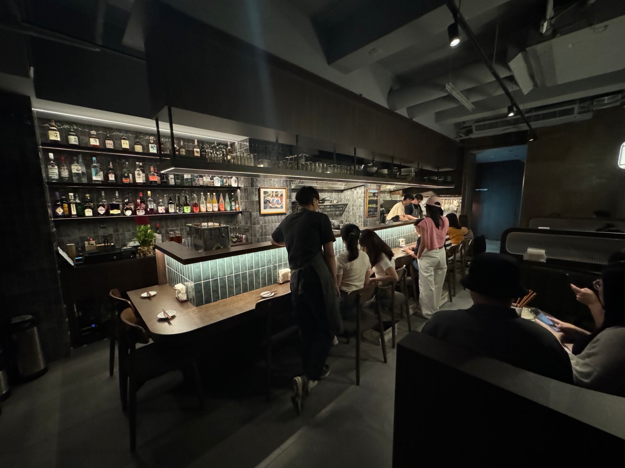 高雄爆紅深夜餐酒館『脂肪肝 Fatty Liver 深夜小料理』炸豬排三明治必點！ @高雄美食底對