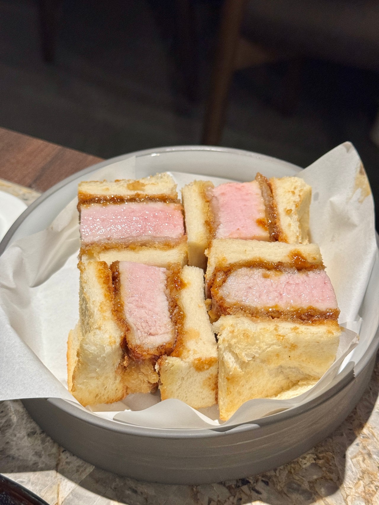 高雄爆紅深夜餐酒館『脂肪肝 Fatty Liver 深夜小料理』炸豬排三明治必點！ @高雄美食底對