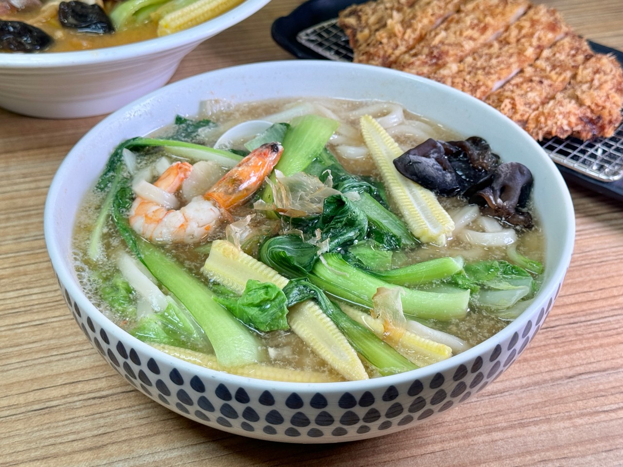 鳳山鍋燒意麵『伍郜齁賈』不便宜！但生意超好～海鮮配料無火鍋料 @高雄美食底對
