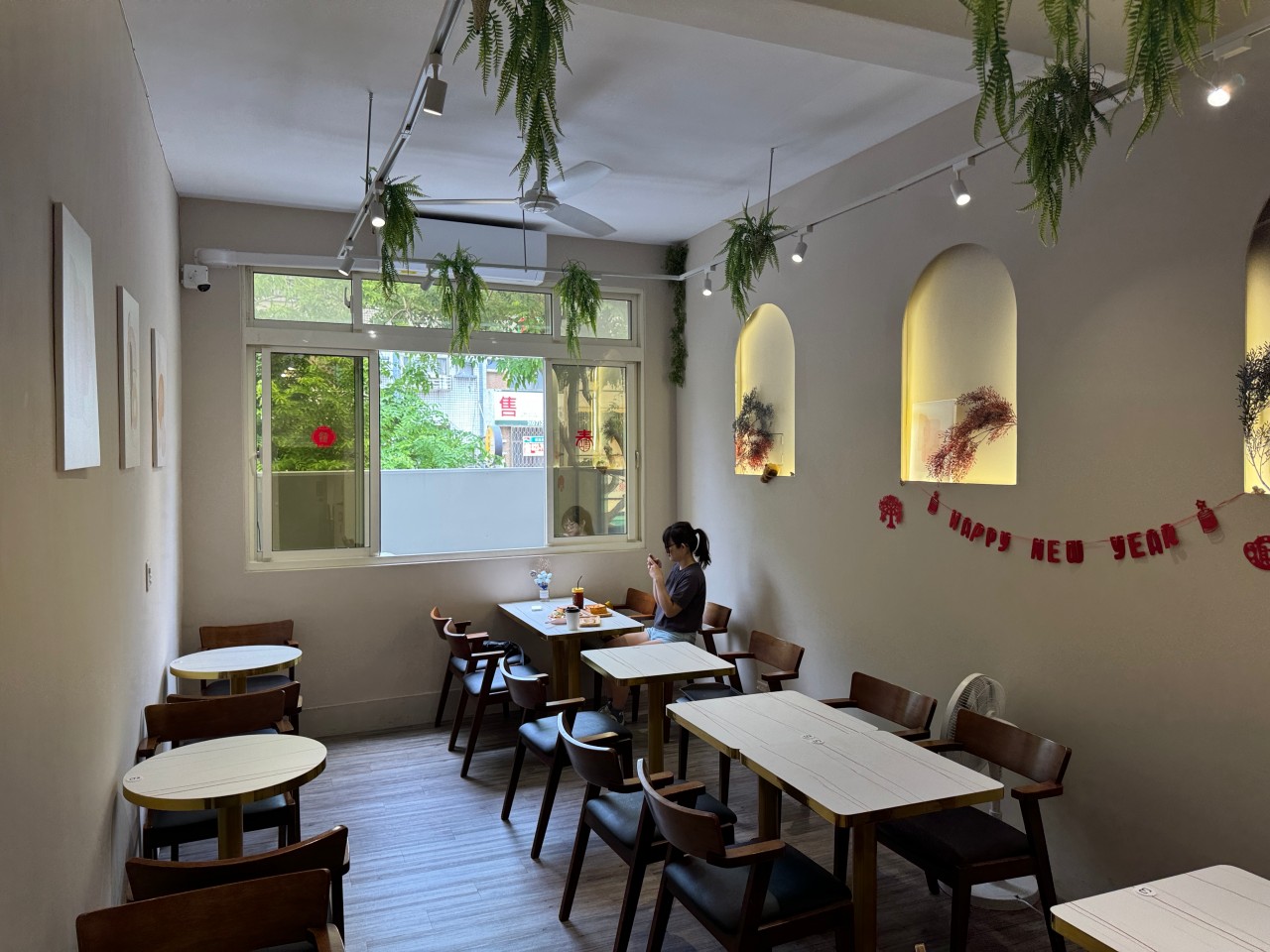 （有菜單）光華夜市吃早餐『懶人時光』超爆餡金磚吐司必吃！ @高雄美食底對