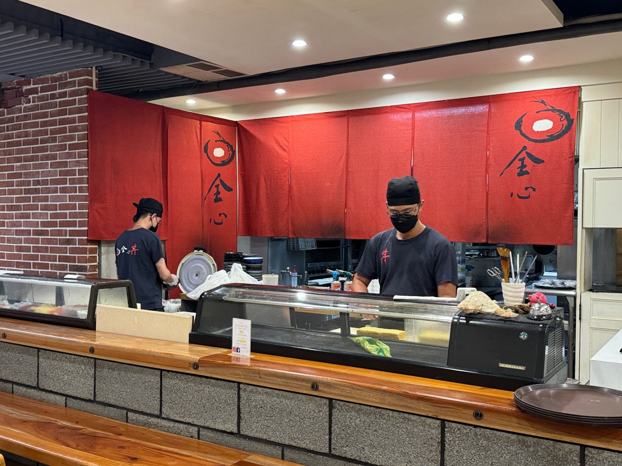 信不信！不到500元就可以吃到龍蝦丼飯『全心丼飯』選擇最多口味最多的平價丼飯專賣 @高雄美食底對