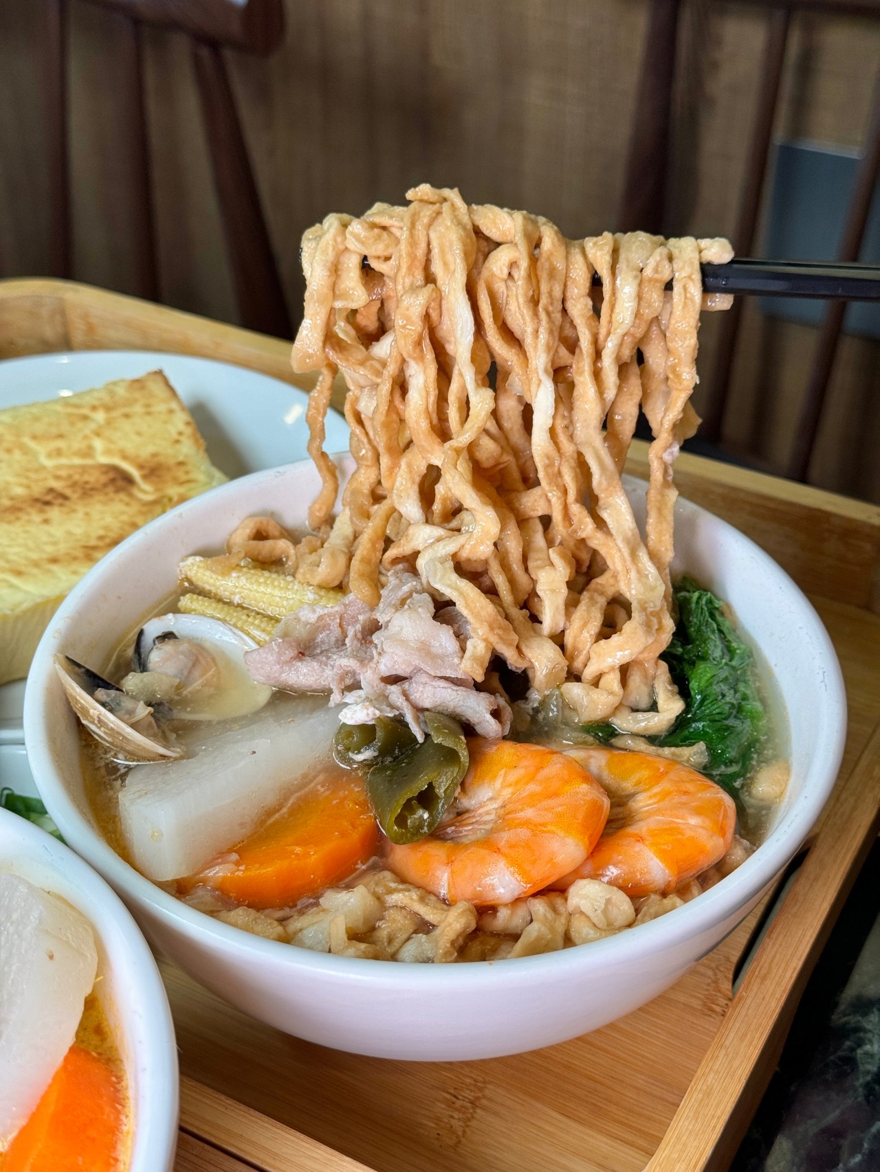 高雄必吃鍋燒意麵『謙稻sign in』老闆手炒叻沙湯頭超威～剝皮辣椒沒有雞鍋燒 @高雄美食底對