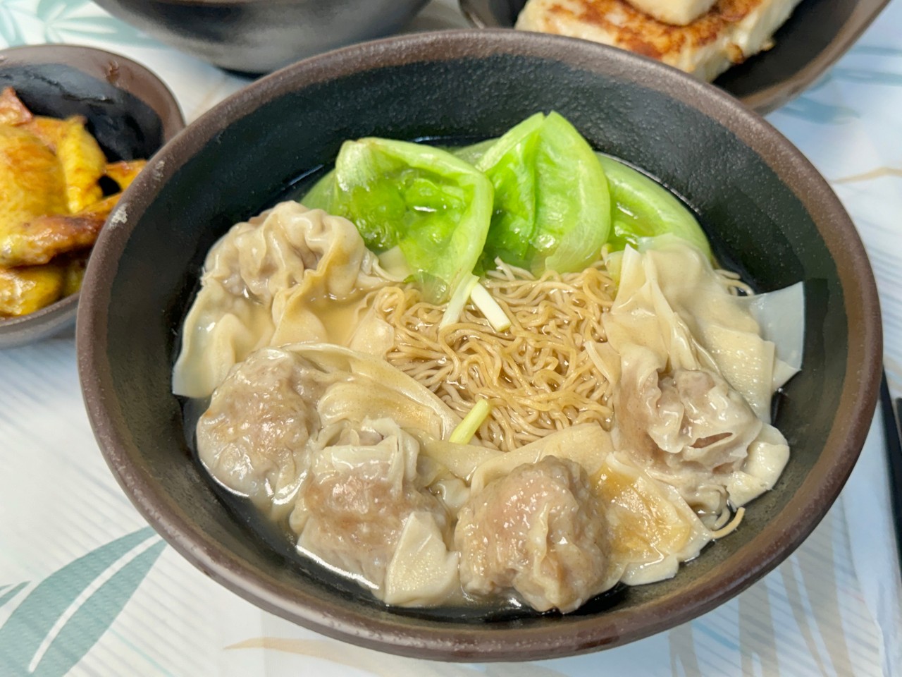 高雄道地港式雲吞麵『巧來香港雲吞麵』口味道地！絲襪奶茶也神好喝 @高雄美食底對
