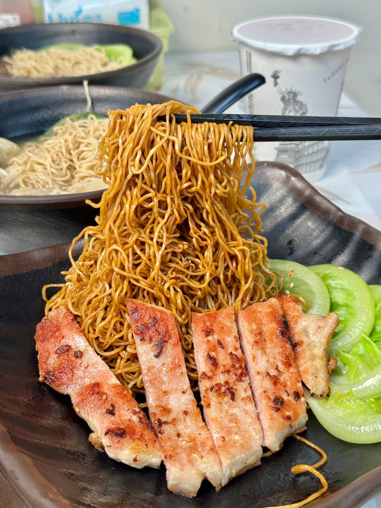 高雄道地港式雲吞麵『巧來香港雲吞麵』口味道地！絲襪奶茶也神好喝 @高雄美食底對