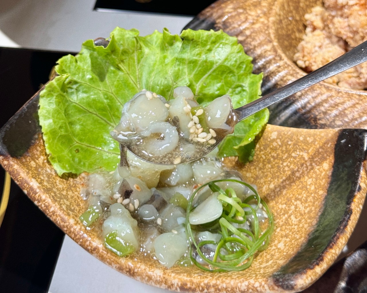 高雄最強宵夜不只賣平價鍋物『粟木鍋物』還有各式餐酒料理全部都便宜又好吃 @高雄美食底對