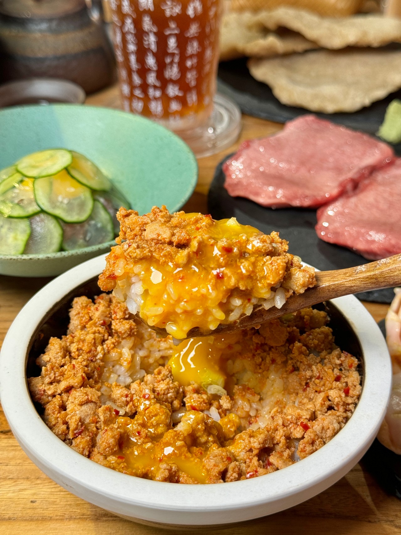 （有菜單）高雄新開幕『酒肉武林』中國風燒肉店！價格實在專人隨桌烤肉服務 @高雄美食底對