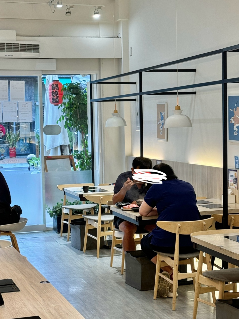 高雄平價個人鍋『飄鄉鍋物』不敢相信$140小火鍋肉品海鮮品質都這麼好 @高雄美食底對