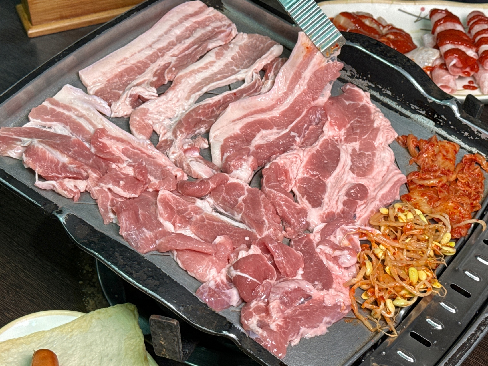 (最新菜單)高雄最划算韓國烤肉吃到飽！『韓國先生春川店』溫體五花肉爽爽吃 高雄醬蟹餐廳 @高雄美食底對
