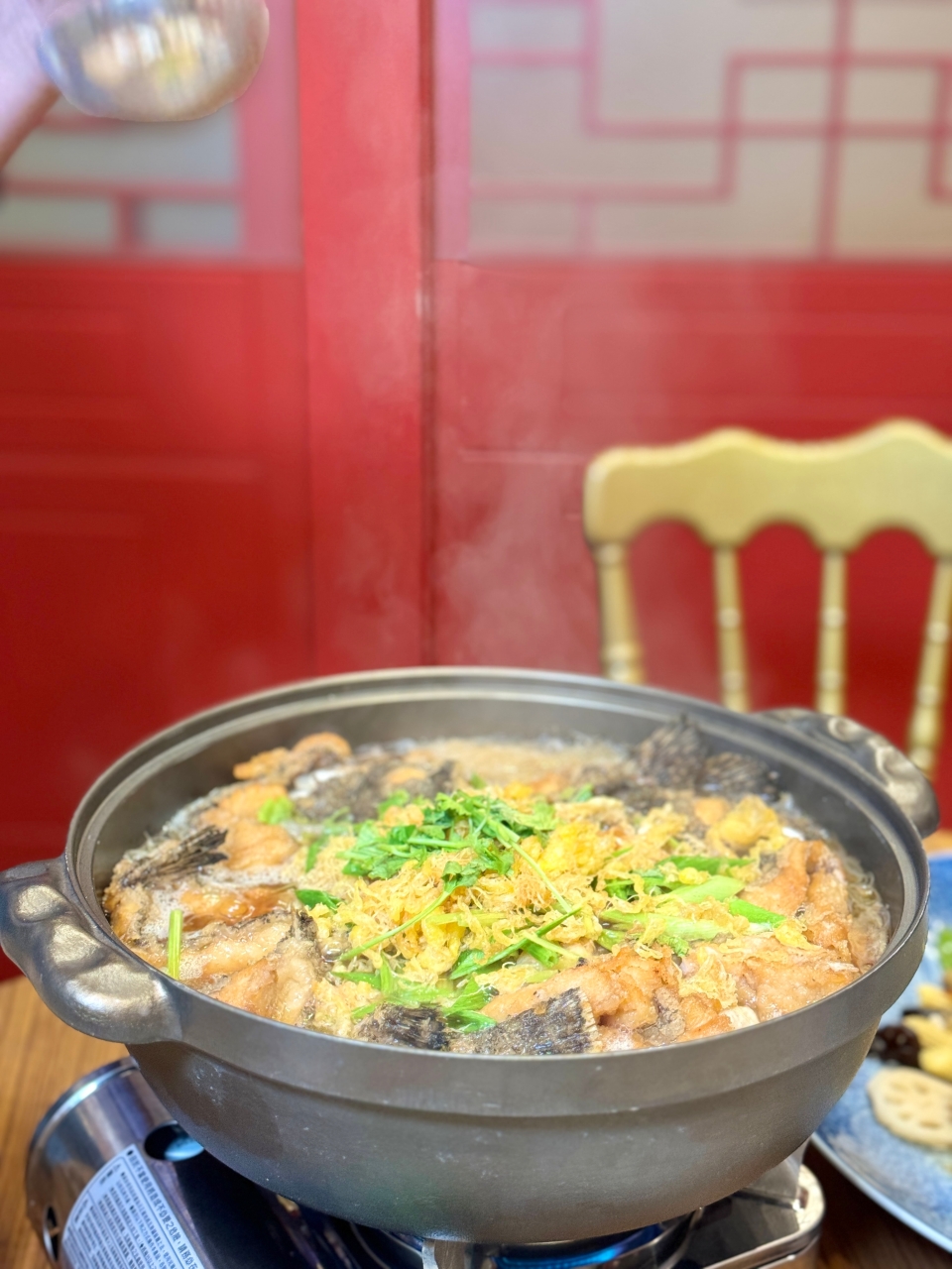 高雄尾牙 高雄春酒 餐廳推薦『富苑喜宴會館』萬元超值合菜再加碼送紅酒一瓶 @高雄美食底對