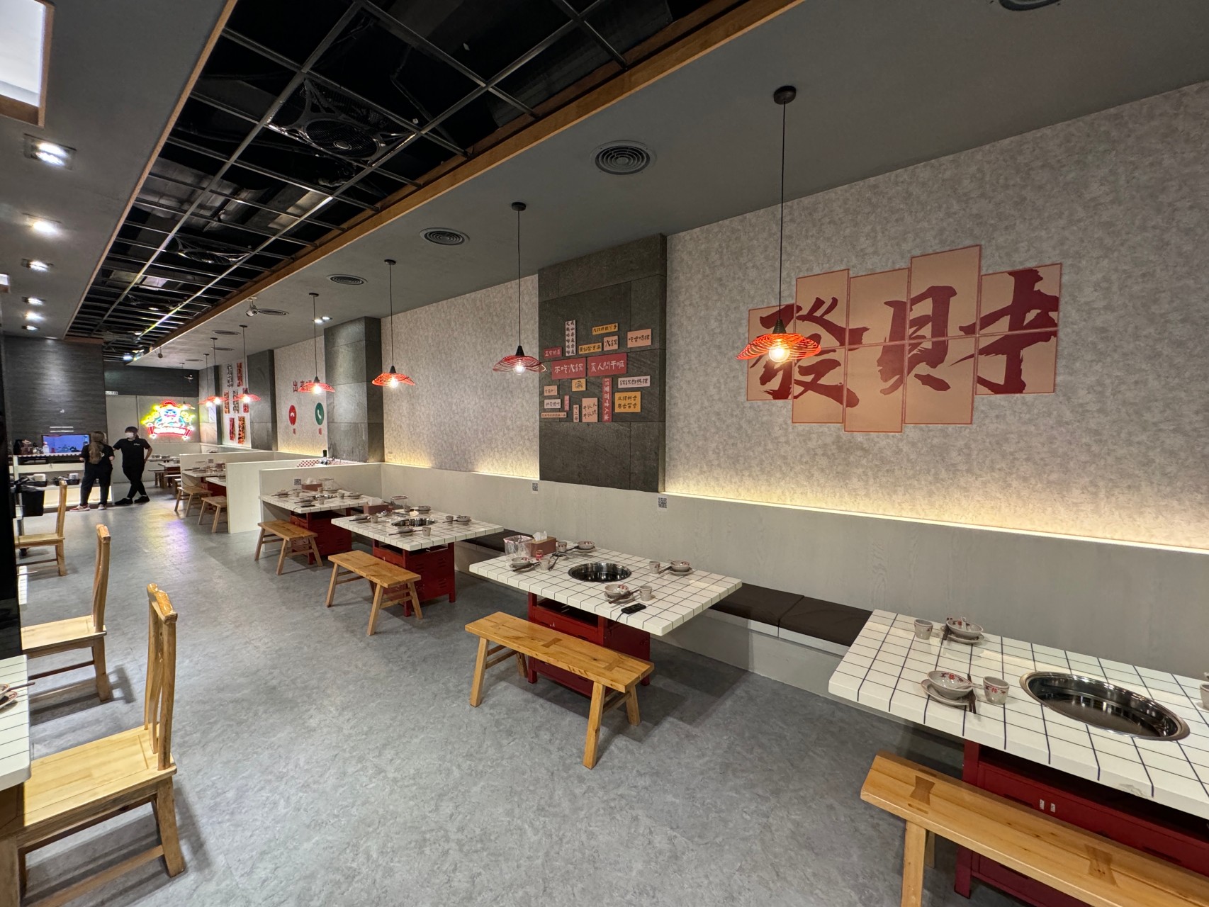 （附菜單）高雄最新開幕『麻辣M婆湯』主打內臟類道地重慶麻辣火鍋，營業到凌晨2點宵夜火鍋 @高雄美食底對
