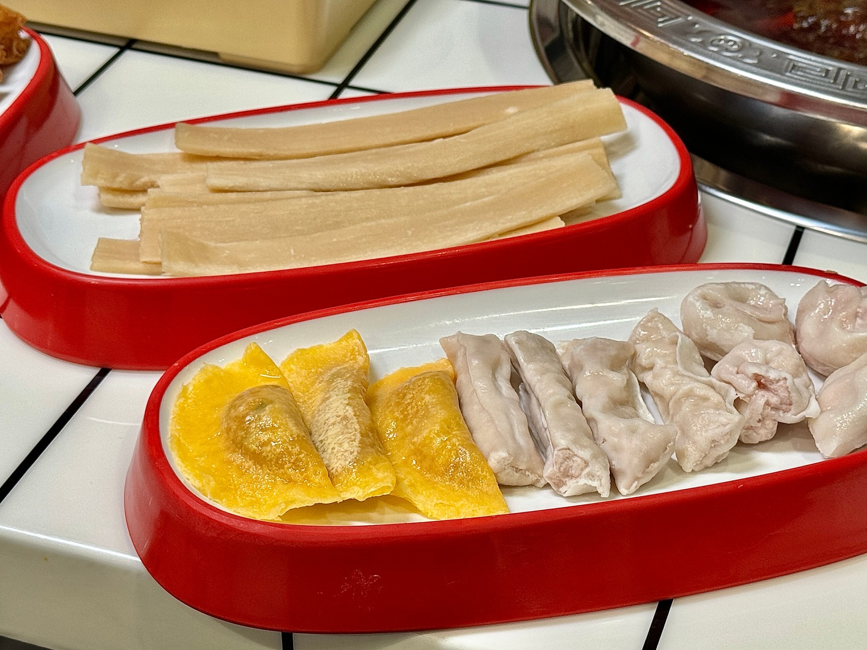 （附菜單）高雄最新開幕『麻辣M婆湯』主打內臟類道地重慶麻辣火鍋，營業到凌晨2點宵夜火鍋 @高雄美食底對