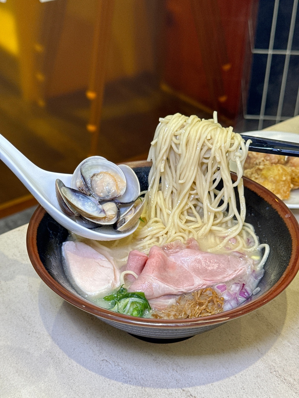 高雄新開幕海味雞白湯拉麵『Men on Soup 鶏白湯ラーメン』明誠路拉麵 高雄雞白湯拉麵 @高雄美食底對