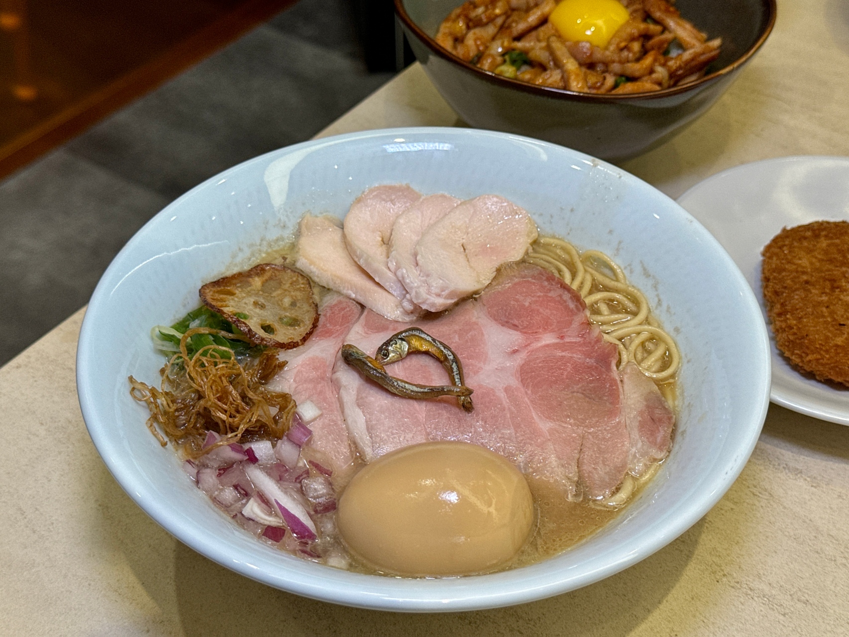 高雄新開幕海味雞白湯拉麵『Men on Soup 鶏白湯ラーメン』明誠路拉麵 高雄雞白湯拉麵 @高雄美食底對
