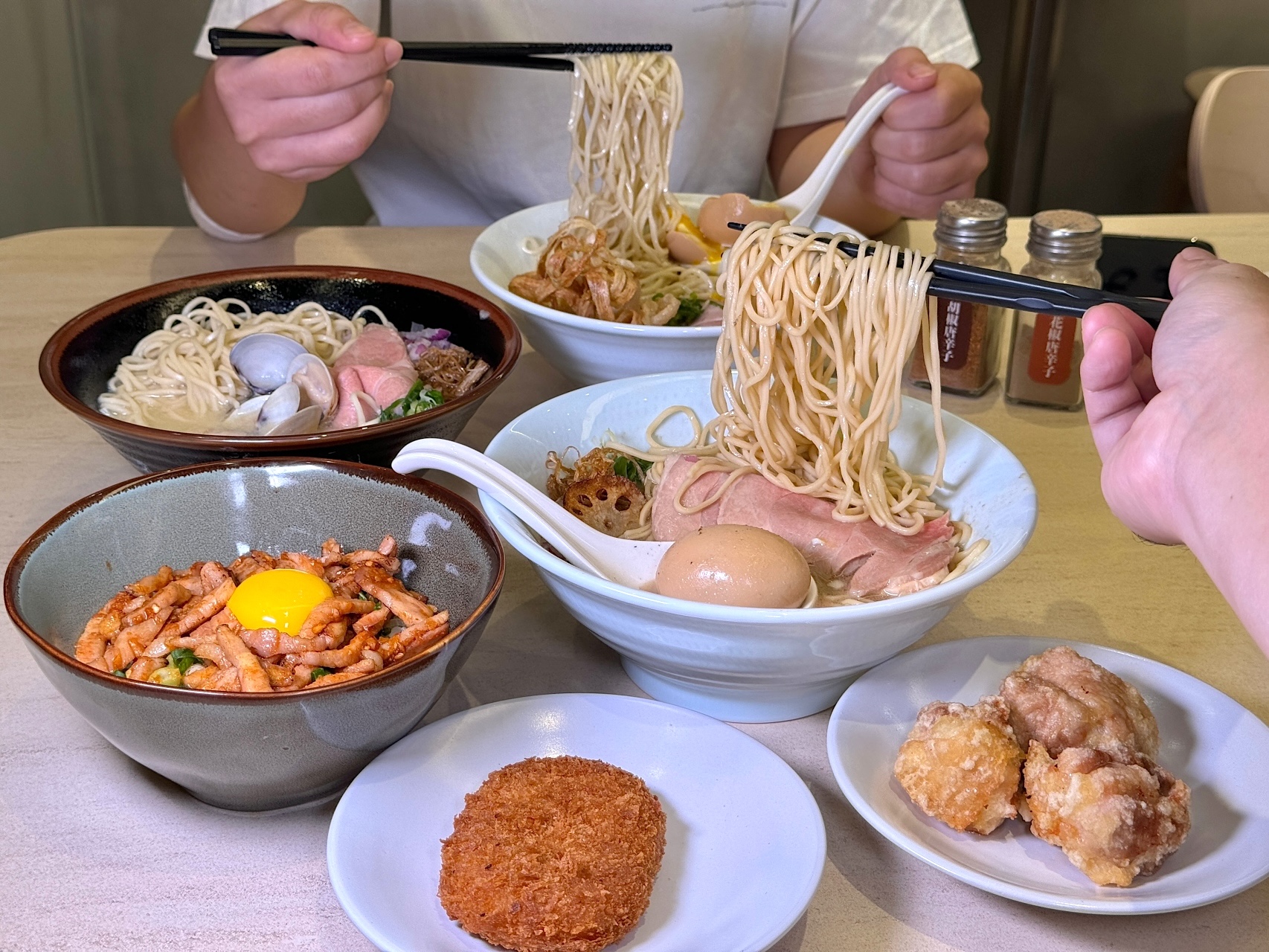 高雄新開幕海味雞白湯拉麵『Men on Soup 鶏白湯ラーメン』明誠路拉麵 高雄雞白湯拉麵 @高雄美食底對