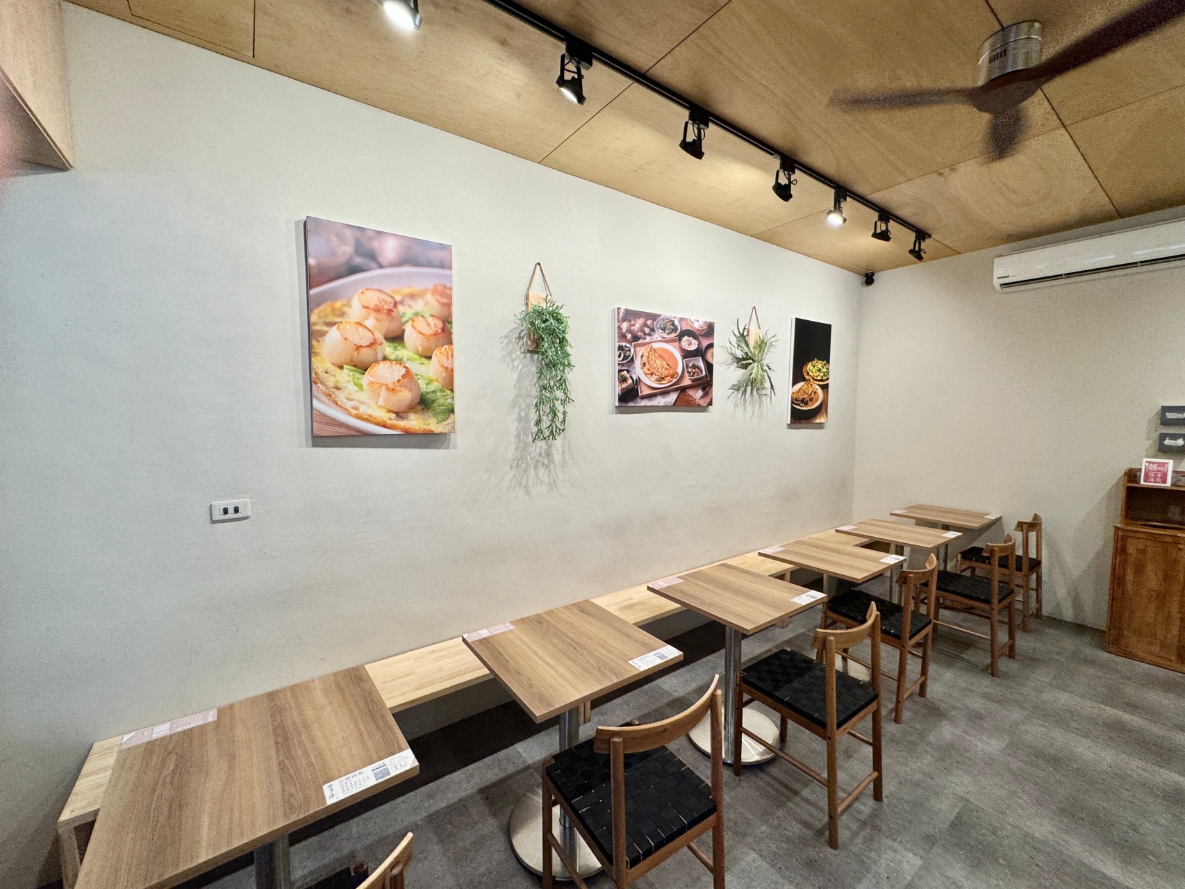 熱河商圈脆皮蚵仔煎『田多庫脆皮蚵仔煎』熱河街美食！蚵仔會爆汁 @高雄美食底對
