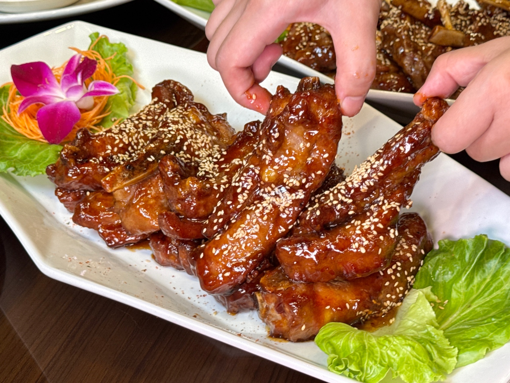 2025高雄外帶年菜 富苑喜宴會館『2025外帶年菜』老饕已經敲碗搶預購了！七道菜全部開蓋就能直接開吃 @高雄美食底對
