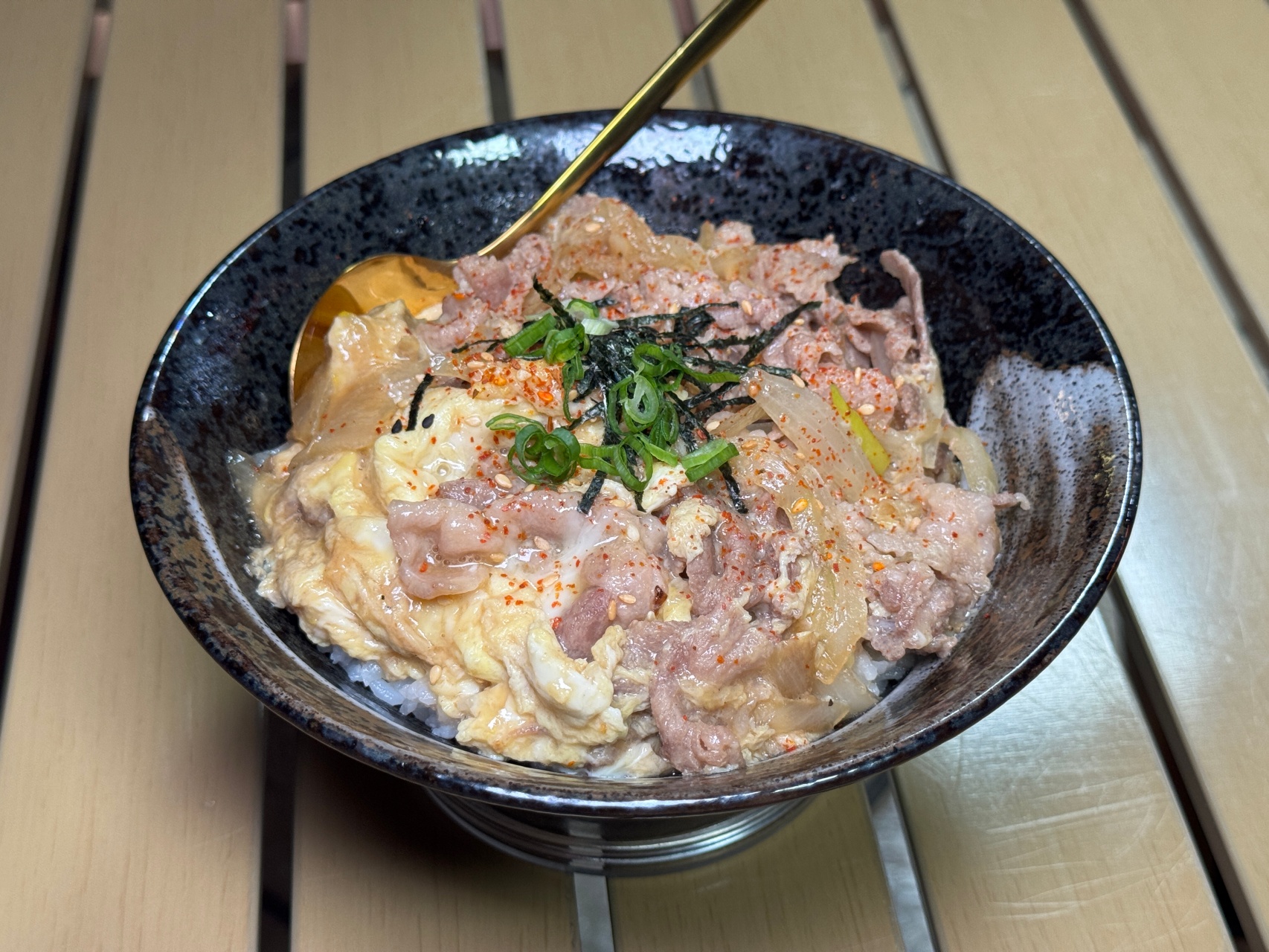 鹽埕新開日式蓋飯 烏龍麵 關東煮『高雄 鹽埕續』營業到凌晨2:30夜貓子專屬 @高雄美食底對