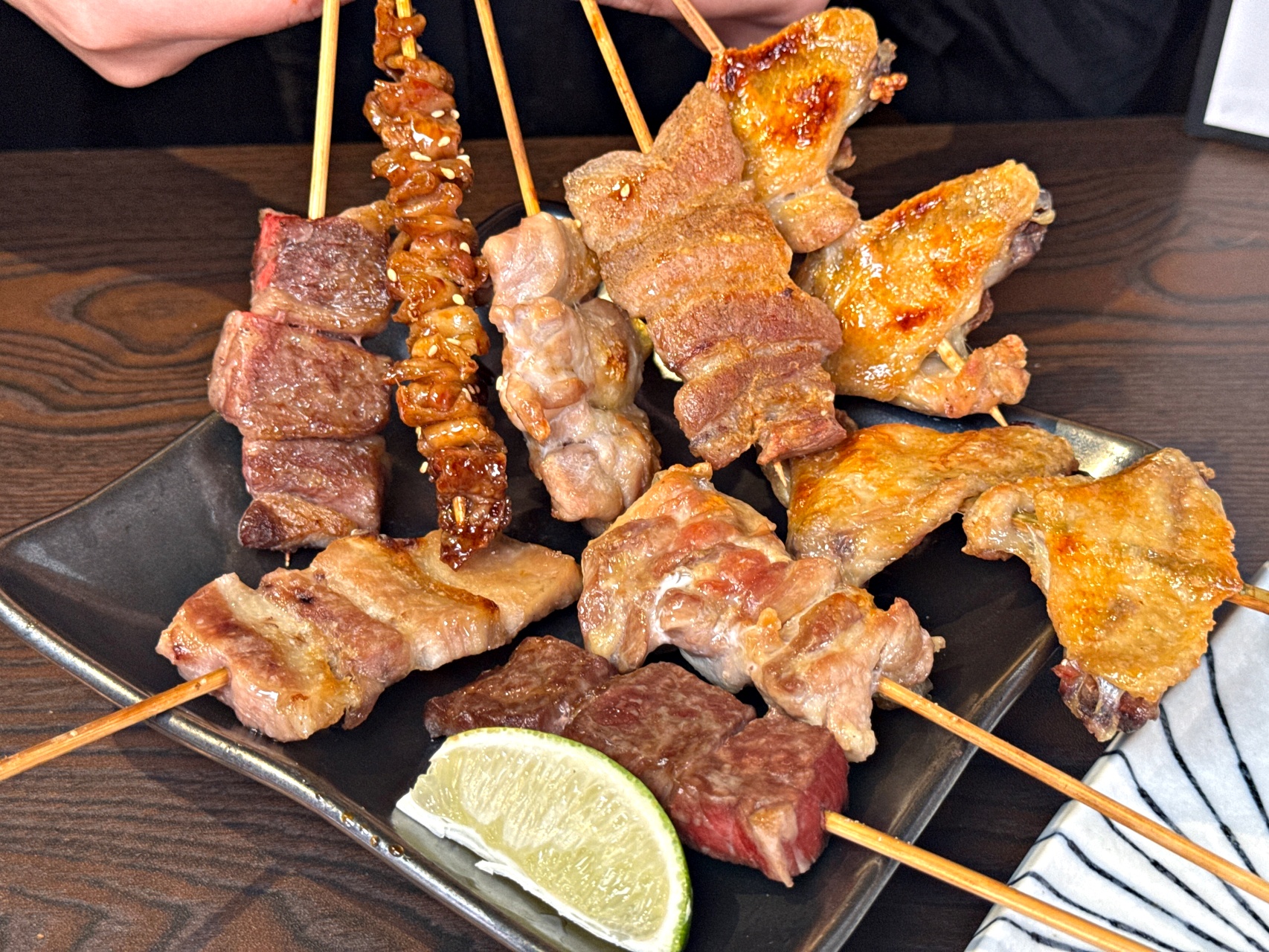 三民區龍貓居酒屋『叁伍郎居酒屋』壽司、烤串、丼飯、創意私房菜都很厲害 @高雄美食底對