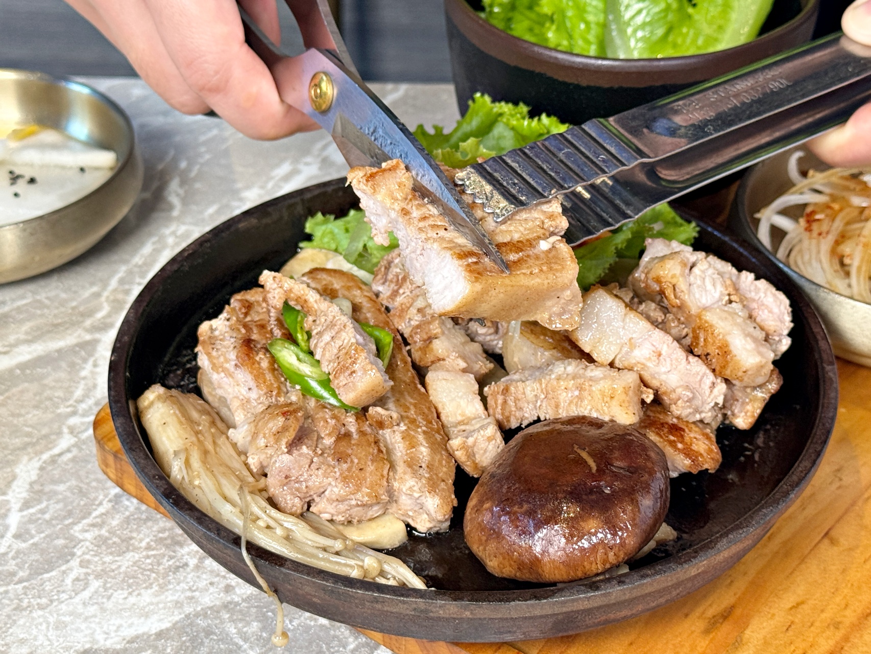王品集團『初瓦 韓式料理』CP值又更高了！雙人套餐$998可以吃超飽 @高雄美食底對
