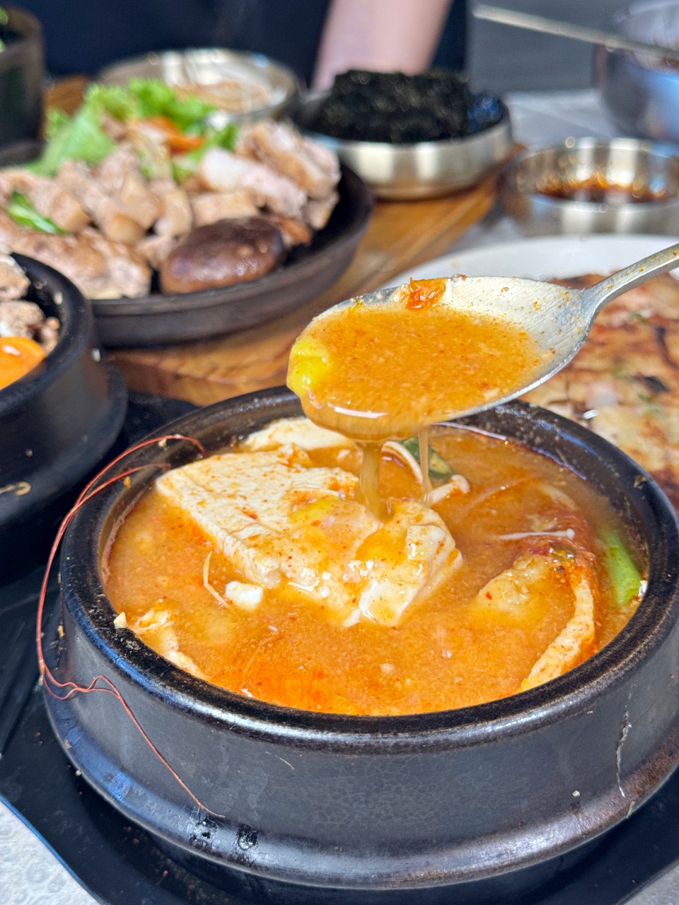 王品集團『初瓦 韓式料理』CP值又更高了！雙人套餐$998可以吃超飽 @高雄美食底對