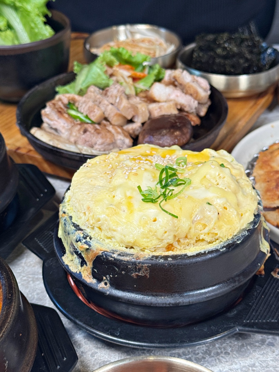 王品集團『初瓦 韓式料理』CP值又更高了！雙人套餐$998可以吃超飽 @高雄美食底對