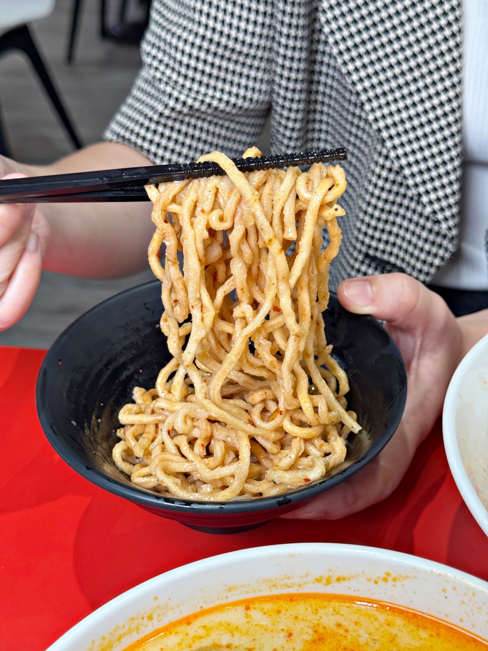 （有完整菜單）『8hot八hot麻辣燙』不一樣的麻辣燙！可香麻乾拌、麻辣湯、麻奶湯、叻沙湯選擇多 @高雄美食底對