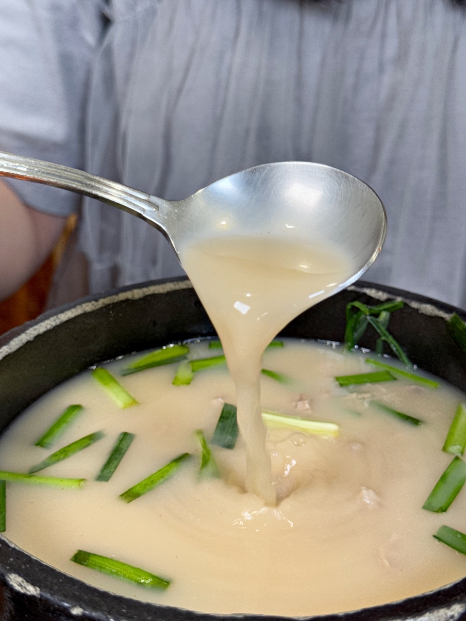 （有菜單）高雄豬肉湯飯『小月 釜山豬肉湯飯』大骨湯泡飯、辣炒年糕、韓食小吃美食推薦 @高雄美食底對